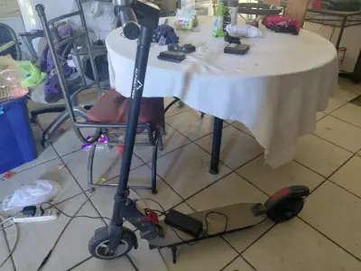 Scooter eléctrico Alpine Tech - miniatura 1