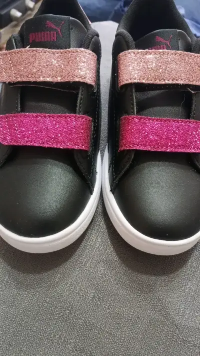 Zapatillas infantiles Puma negras con glitter - miniatura 5