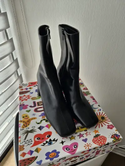Botines de cuero negro Jeffrey Campbell con tacón - miniatura 4