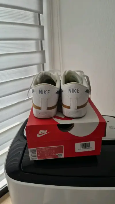 Zapatillas Nike Court Legacy NN blancas - miniatura 2