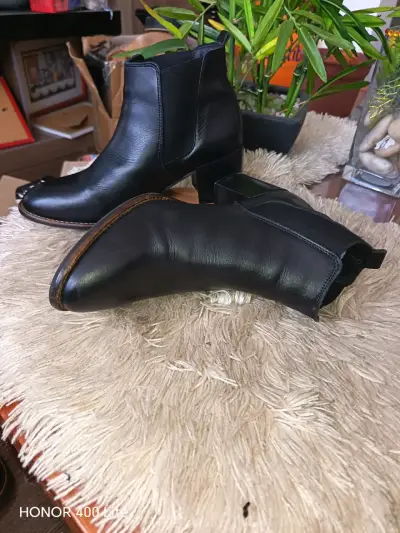 Botines de cuero negro para mujer - miniatura 3