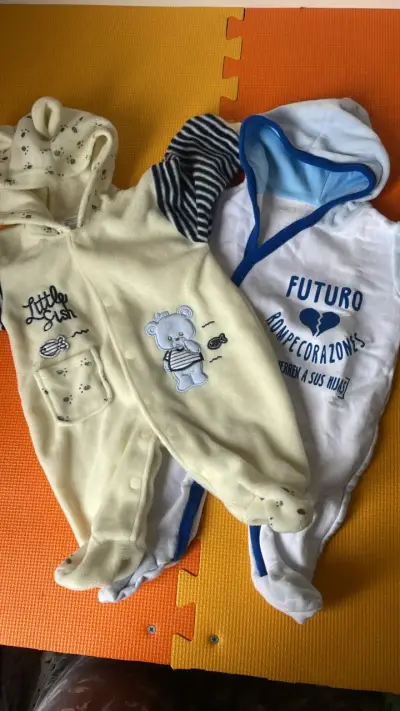 Conjunto de enteritos para bebé 3meses - miniatura 1