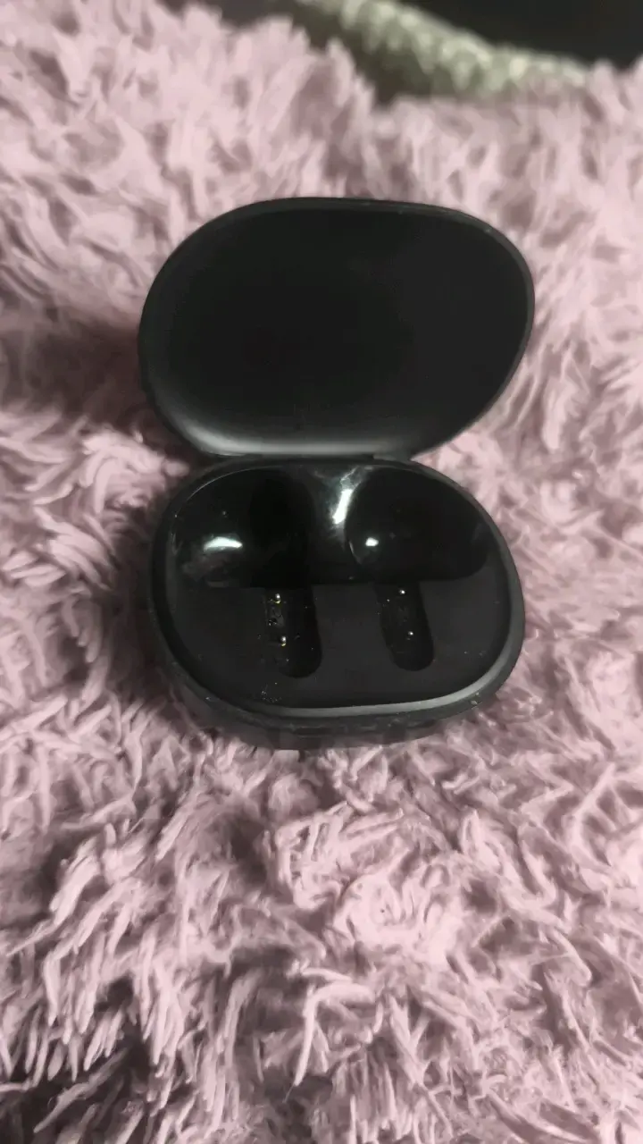 Audífonos Inalámbricos Redmi Negros - 1