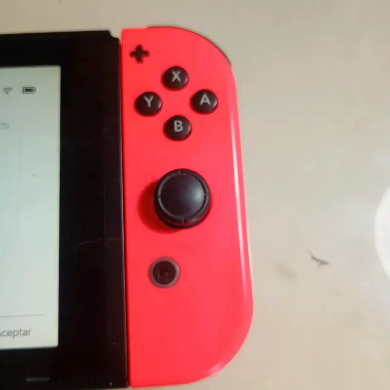 Consola Nintendo Switch con Joy-Con Azul y Rojo - 3