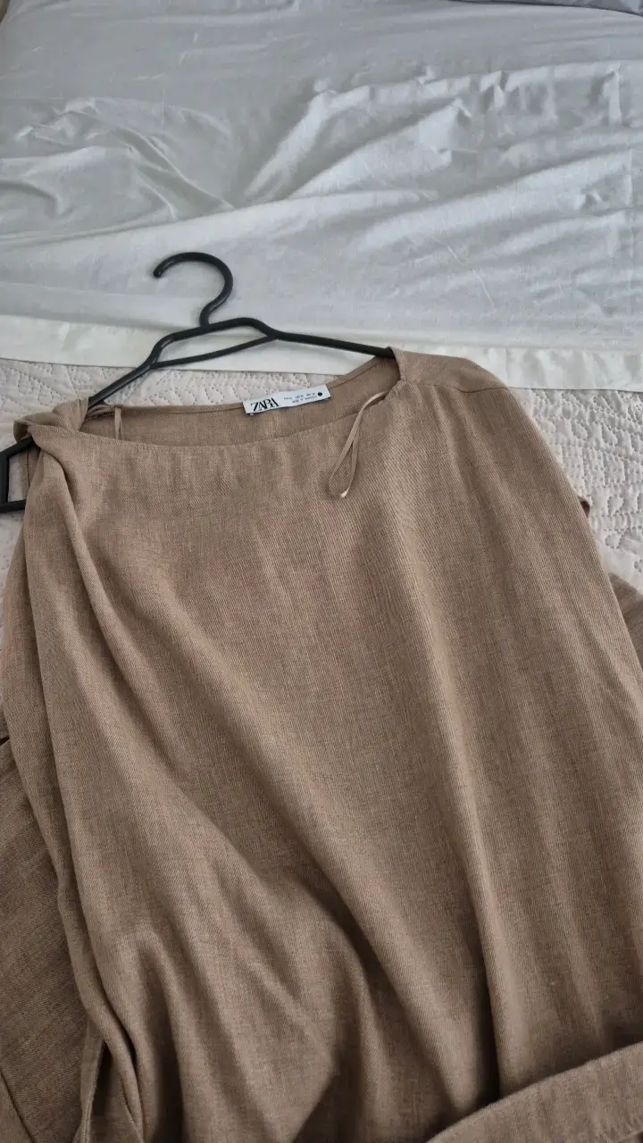 Conjunto de lino beige Zara para mujer