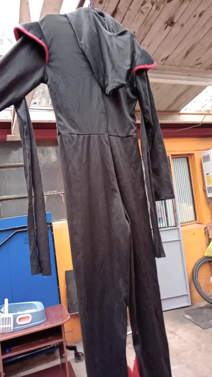 Disfraz ninja negro con detalles rojos talla 6-8 - 3