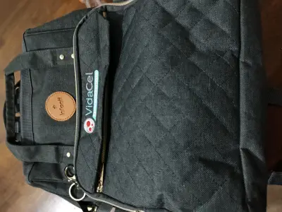 Mochila gris de tela resistente con múltiples comp - miniatura 1