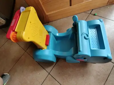 Andador Hipopótamo Traga-Bloques Fisher-Price - miniatura 2