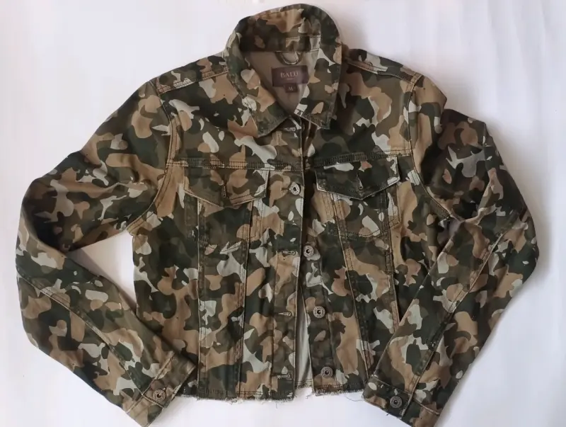 Chaqueta de mezclilla camuflada para mujer - 2