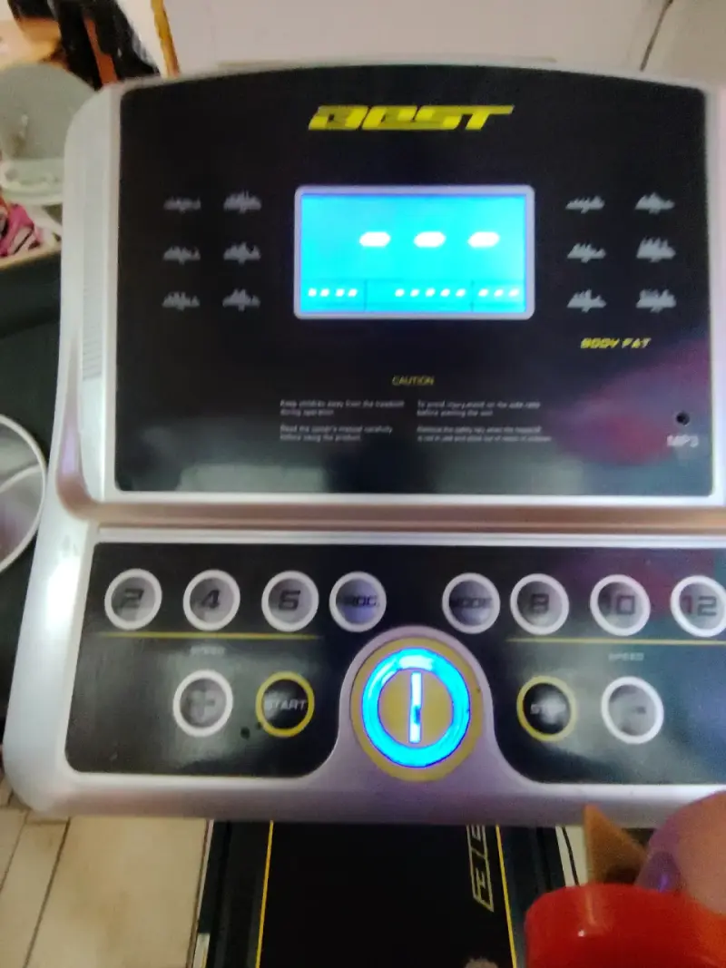 Caminadora eléctrica Best plegable con pantalla - 5