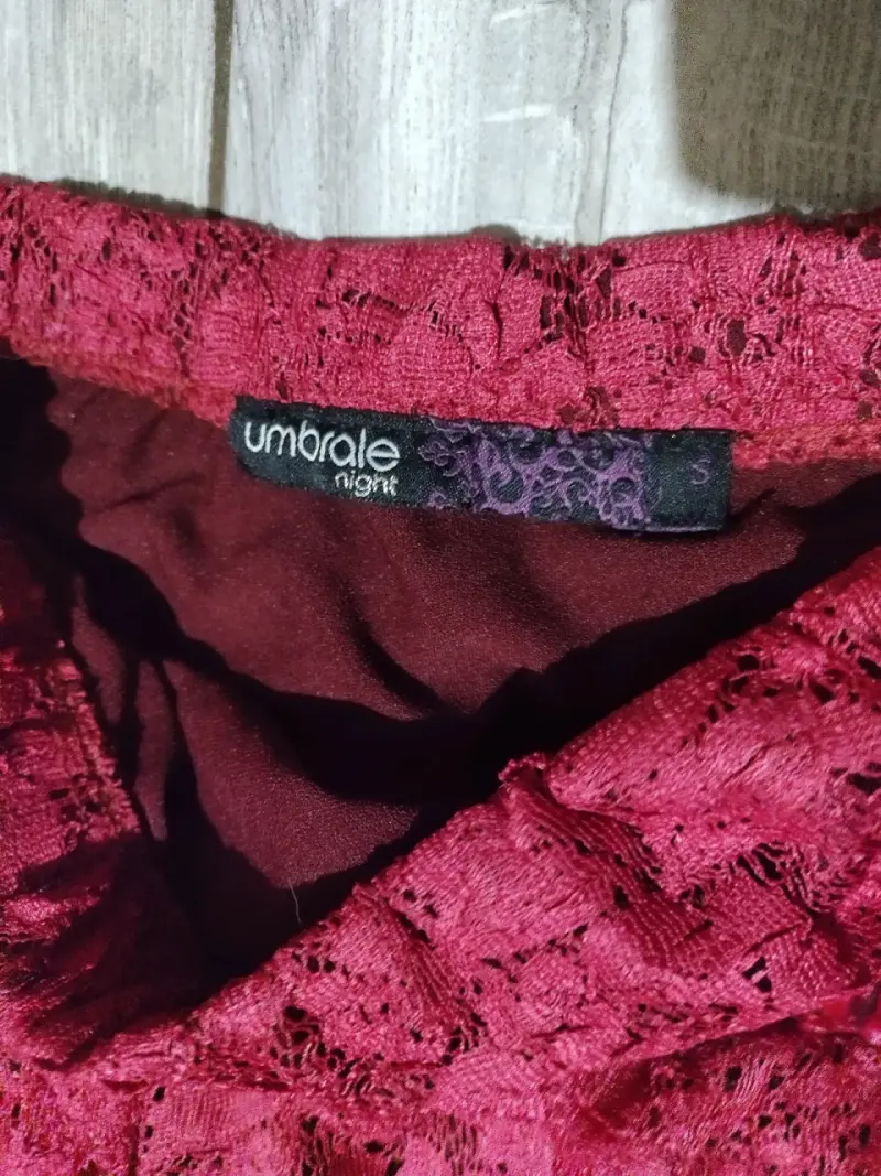 Falda de encaje roja Umbrale talla S - 4