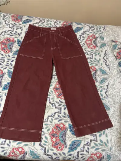 Pantalones anchos burdeos con bolsillos - miniatura 4