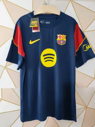Camiseta FC Barcelona Nike azul marino - miniatura 1