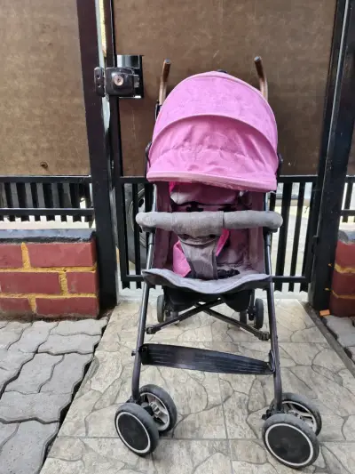 Coche de Paseo Plegable Rosa para Bebé - miniatura 1