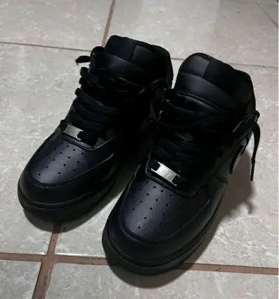 Zapatillas deportivas negras de cuero para hombre - miniatura 2