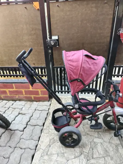 Triciclo para niños con manillar ajustable - miniatura 1
