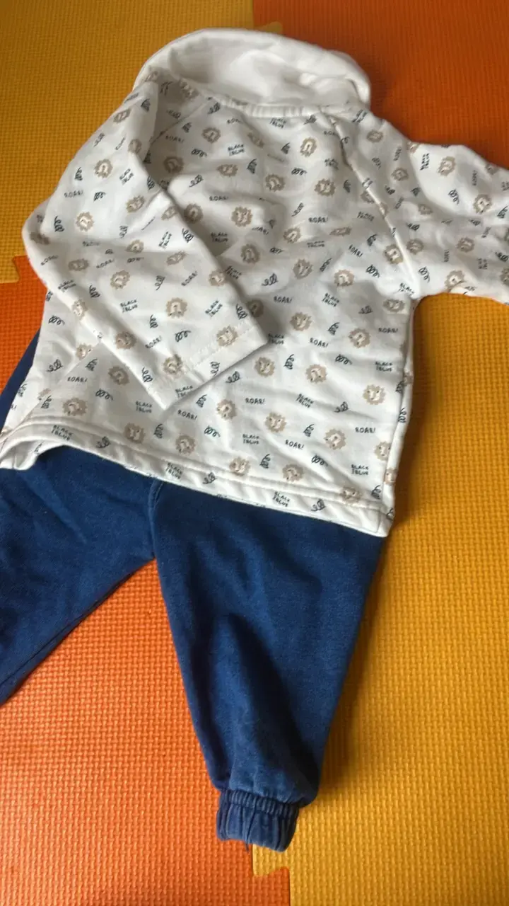 Conjunto de bebé Black and Blue 3M - 5