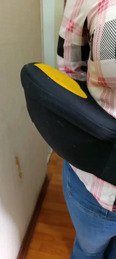 Asiento portabebés negro con doble seguro - miniatura 3