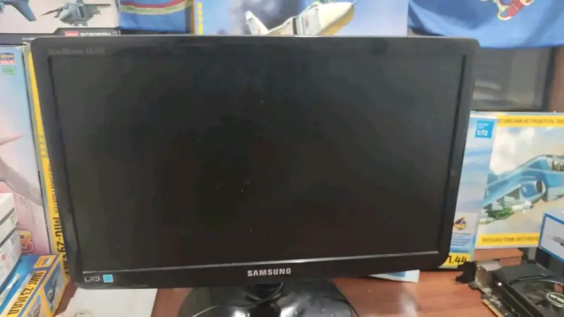 PC Gamer Gigabyte con Monitor Samsung - 2