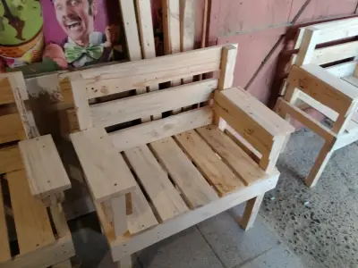 Bancos de madera de palet individuales - miniatura 5