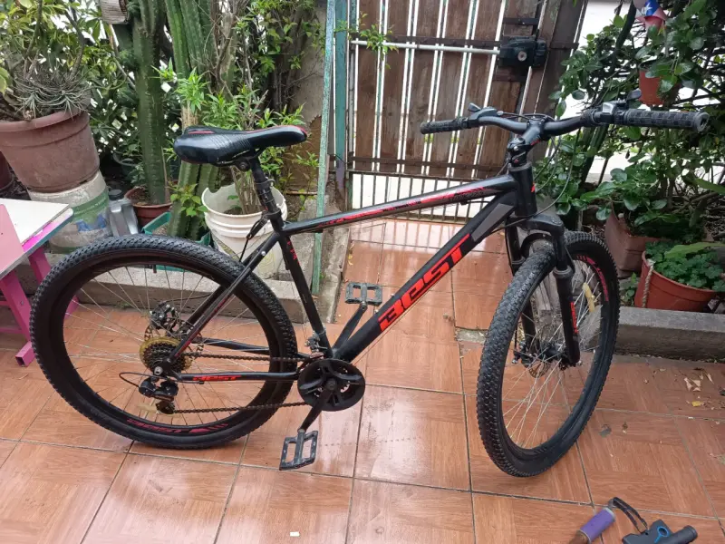 Bicicleta Best de montaña negra y roja - 1