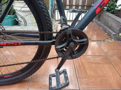 Bicicleta Best de montaña negra y roja - miniatura 3