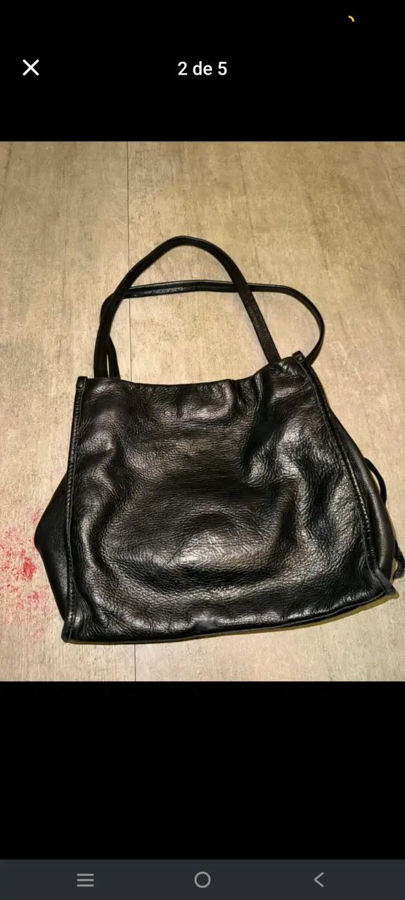 Bolso de cuero negro elegante y espacioso - 2