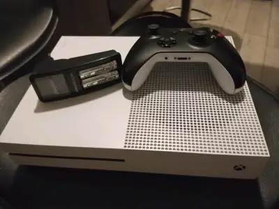 Consola Xbox One S con control y cargador - miniatura 5