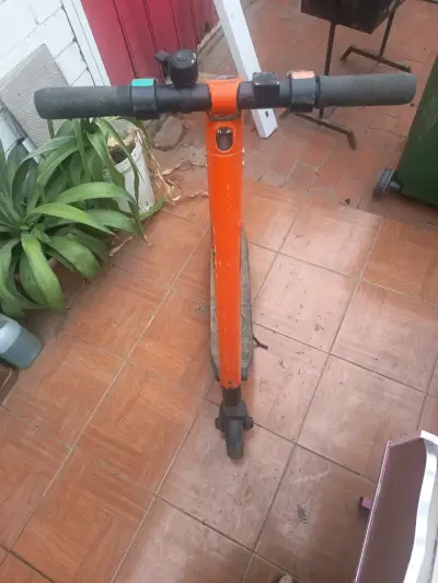 Scooter eléctrico Ninebot Segway naranja - miniatura 2
