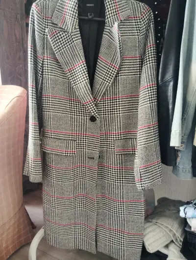Parkas y chaqueta de mujer - miniatura 4