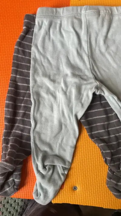 Pantalones de bebé Carter's 3M con pies - miniatura 4