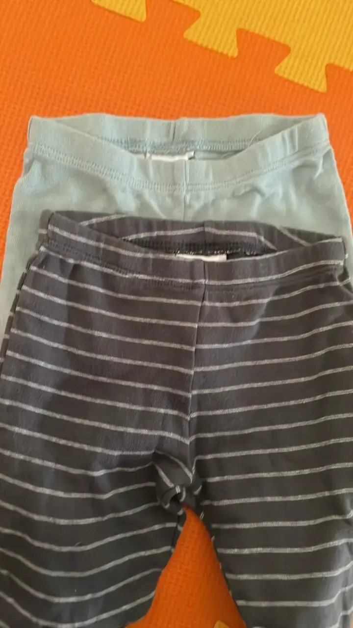 Pantalones de bebé Carter's 3M con pies - 5