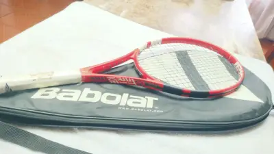 Raqueta de tenis Babolat Strike JR 26 con funda - miniatura 1