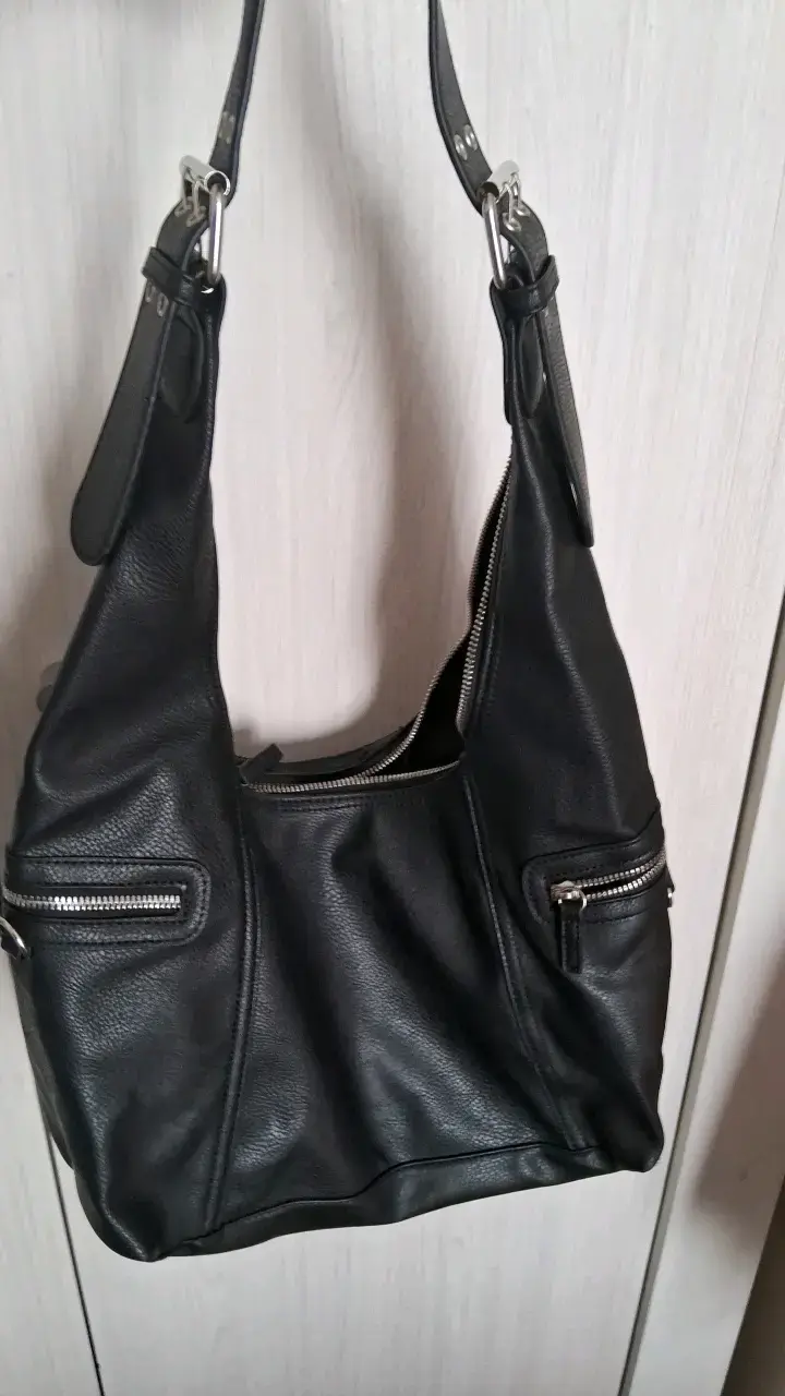 Bolso de cuero negro con bolsillos - 2