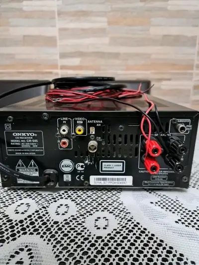 Receptor de CD Onkyo con cables incluidos - miniatura 2