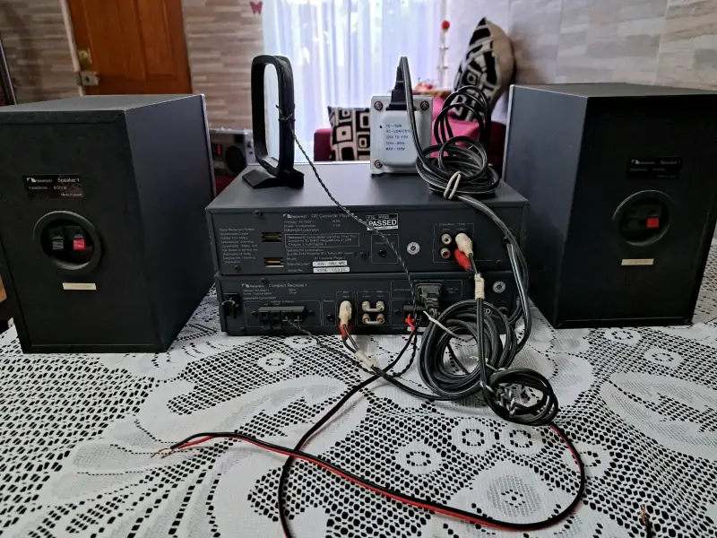 Receptor de CD Onkyo con cables incluidos - 3