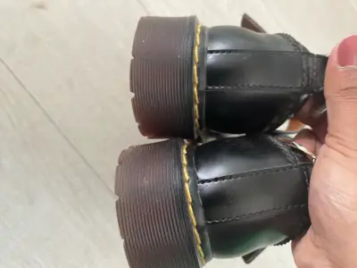 Zapatos escolares negros de cuero para niña - miniatura 2