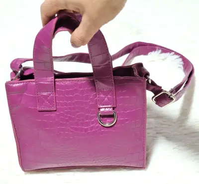 Mini Cartera  Wild Fable con textura de cocodrilo - miniatura 1