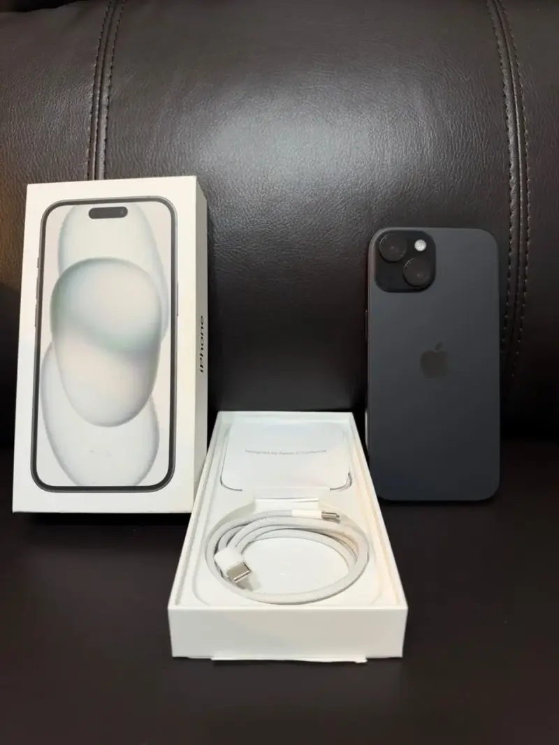 iPhone 15 128GB en excelente estado - 1