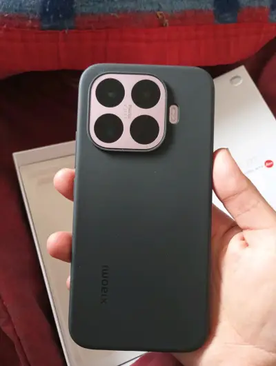 Smartphone Xiaomi 17T con cámara Leica - miniatura 3