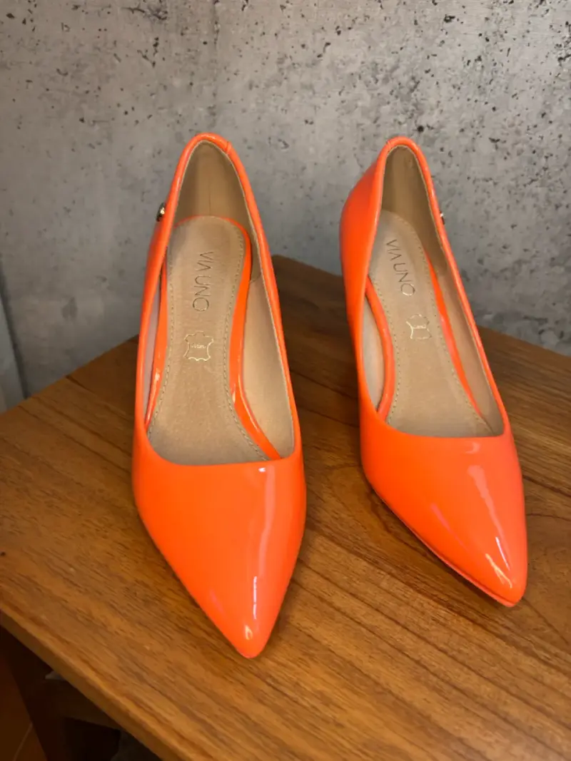 Tacones de charol naranja brillante para mujer - 3