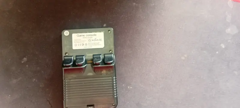 Consola de juegos portátil modelo R3S5