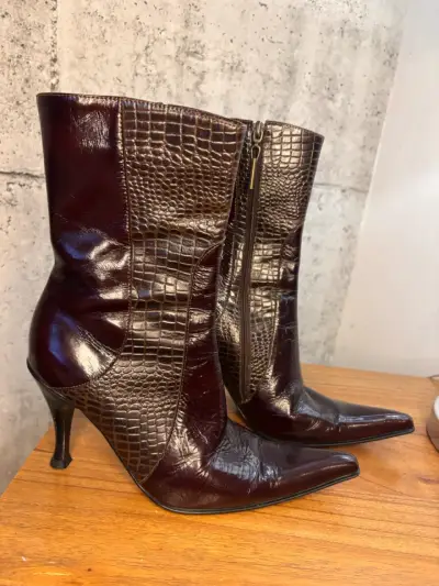Botines de cuero marrón con tacón alto - miniatura 1