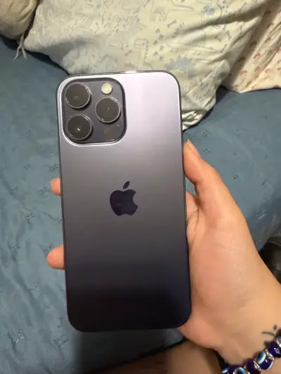 iPhone 14 Pro Max en excelente estado - miniatura 1