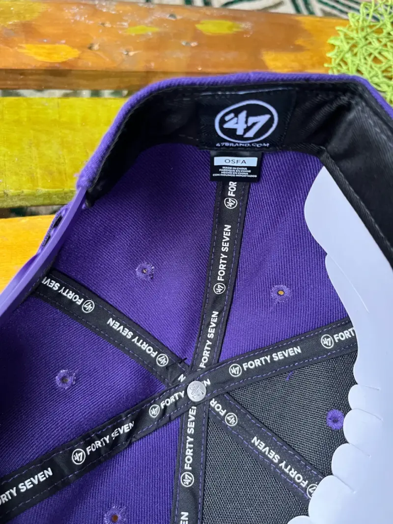 Gorra morada 47 Brand con logo NY - 3