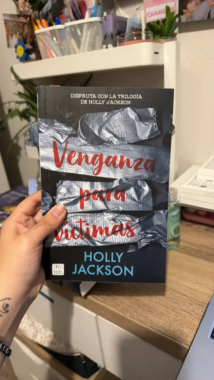 Libro 'Venganza para Víctimas' de Holly Jackson - 1