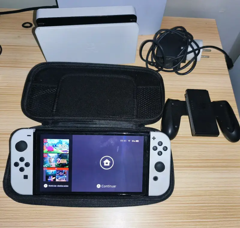Consola Nintendo Switch OLED con accesorios - 3