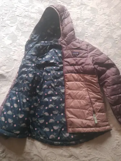 Chaqueta acolchada para niños Patagonia con capucha - miniatura 1