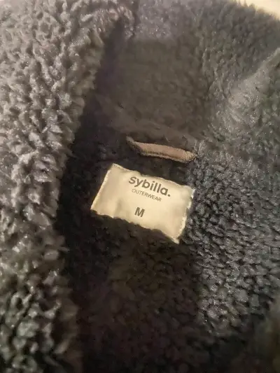 Chaleco de cuero sintético Sybilla negro con forro - miniatura 2