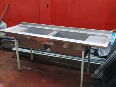 Lavaplatos industrial de acero inoxidable Maigas - miniatura 1